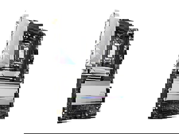 GIGABYTE B650 AERO G